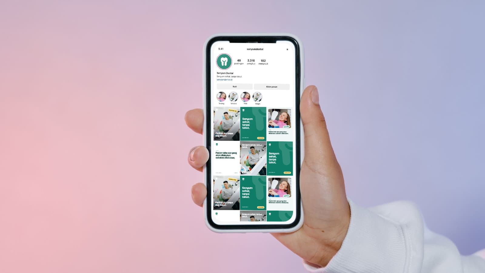 Website konsep Senyum Dental di HP